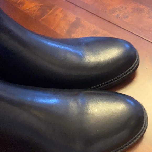 Coach women’s boots new with box - Picture 5 of 13